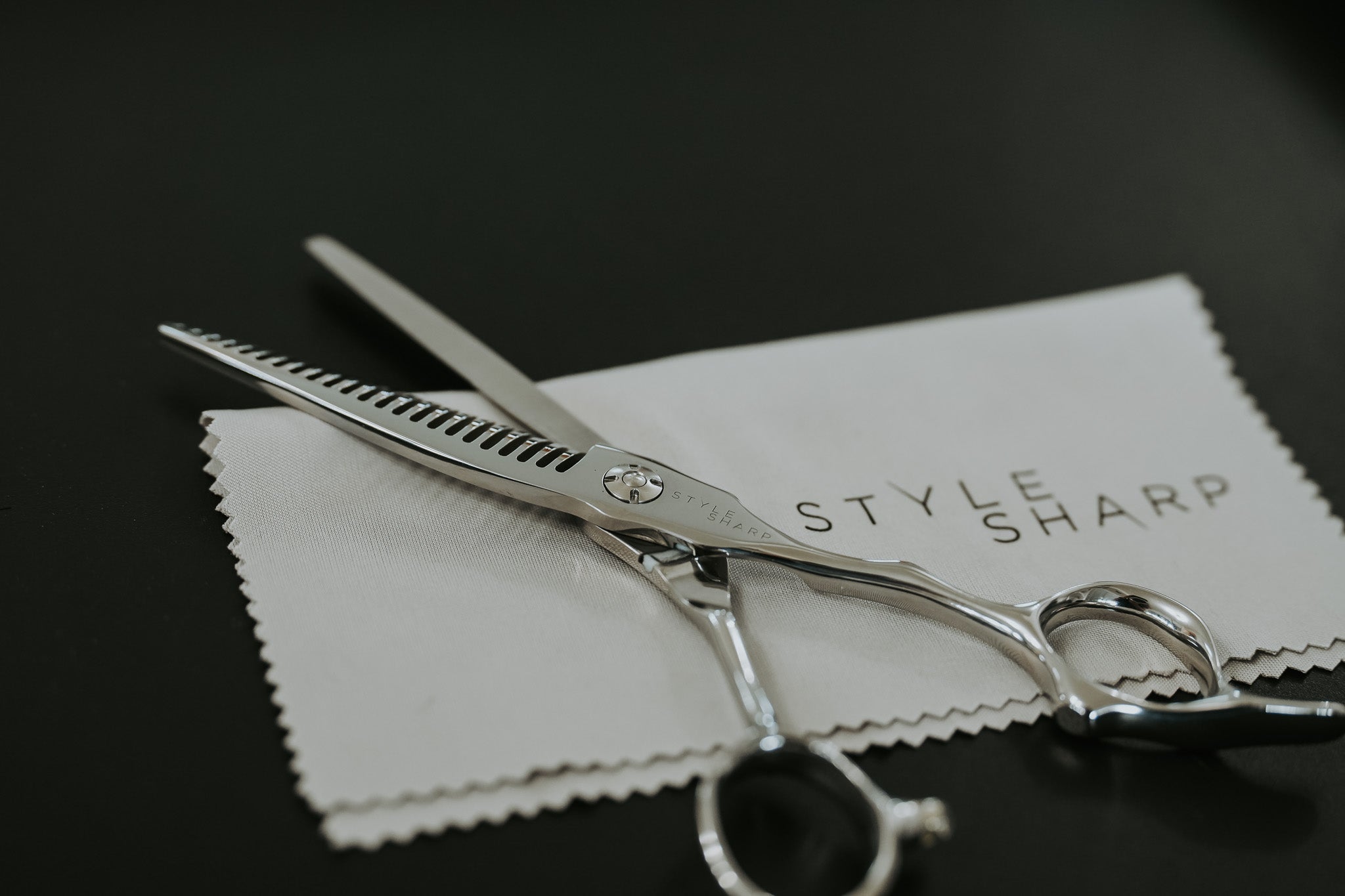The Finishing Shear – Style Sharp Shears